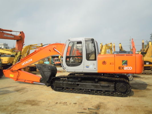 6.5L verplaatsing Japan Hitachi ex200-5 Gebruikt Kruippakjegraafwerktuig leverancier